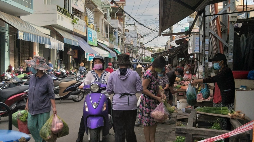 Khánh Hòa không để xảy tình trạng “chặt bên ngoài, lỏng bên trong”